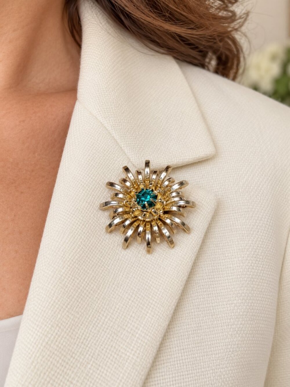 Vintage Signed Coro Green Rhinestone Sunburst Flower Brooch Gold Tone MCM